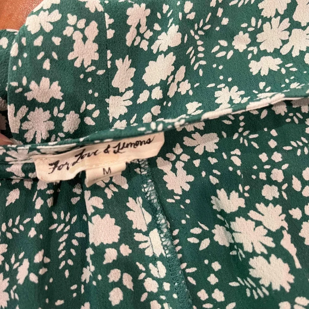 For Love & Lemons Kelly Green Floral Crop Blouse Wrap Tie Front 3/4‎ Sleeve Sz M